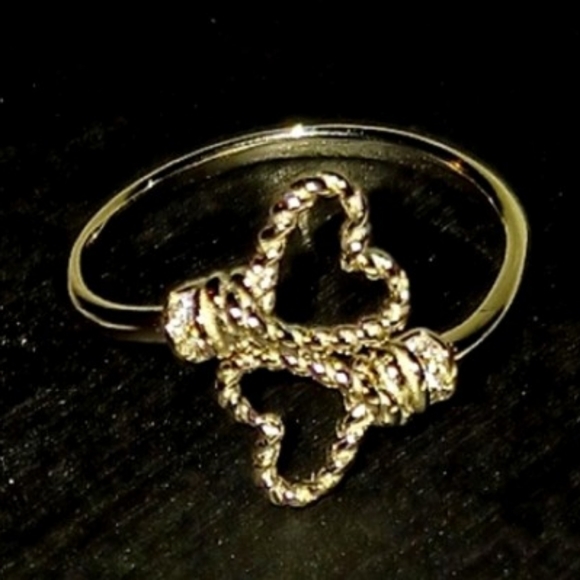 Heart Ring - Picture 2 of 8